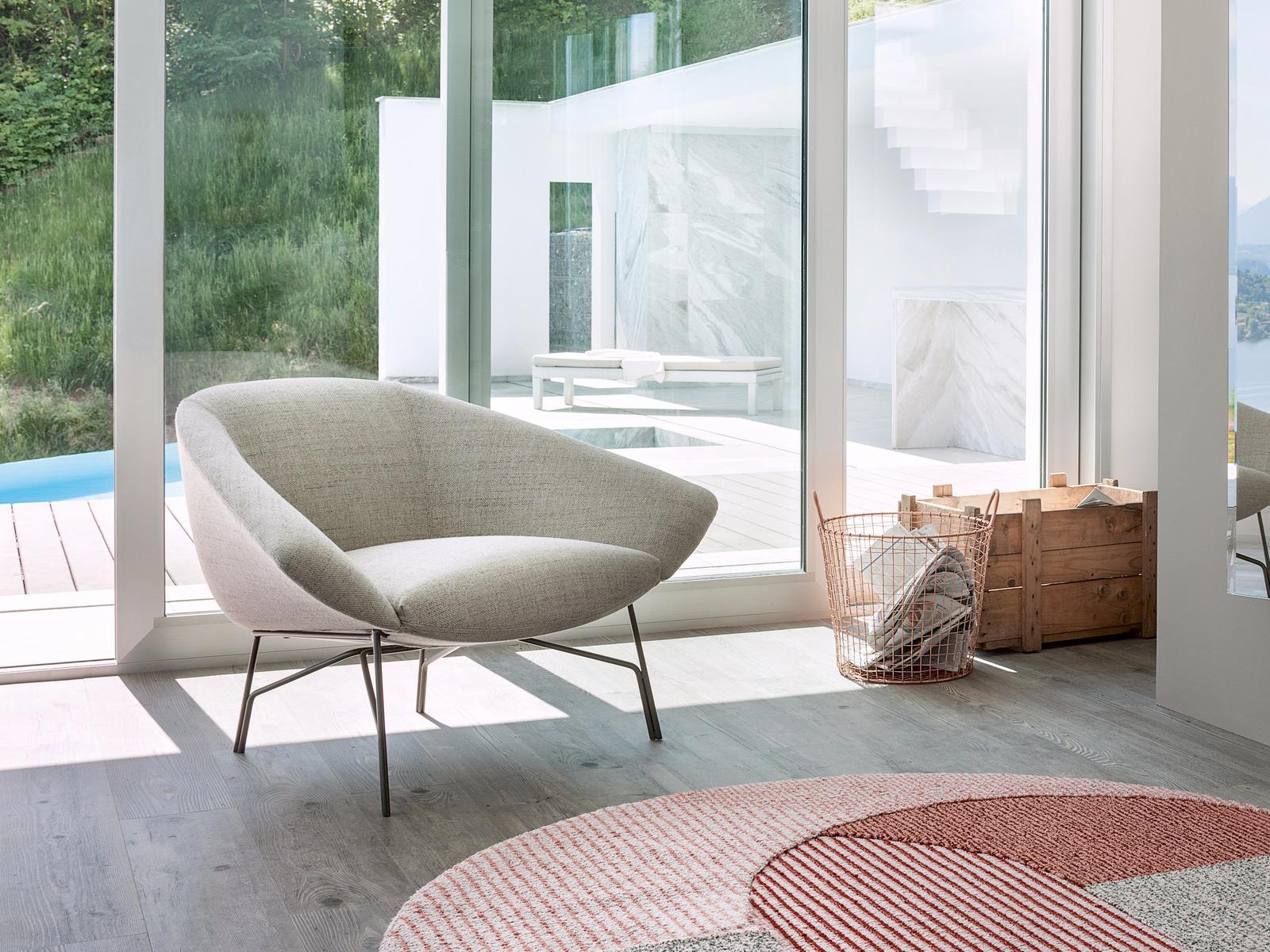 Fabric armchair with armrests | Lennox by Lema