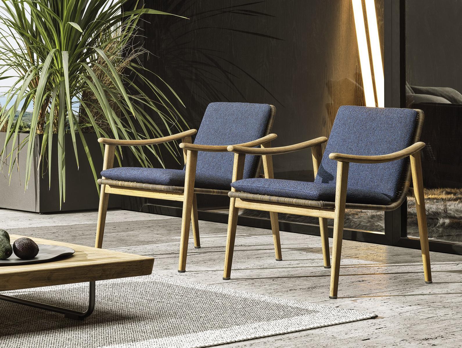 Teak garden armchair with armrests | Fynn Outdoor by Minotti