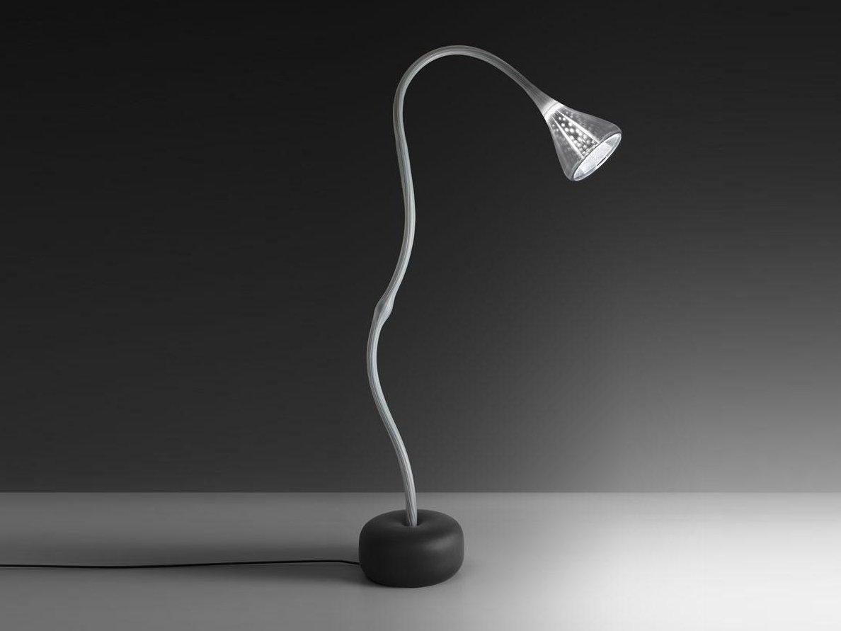 Direct light adjustable floor lamp | Pipe by Artemide