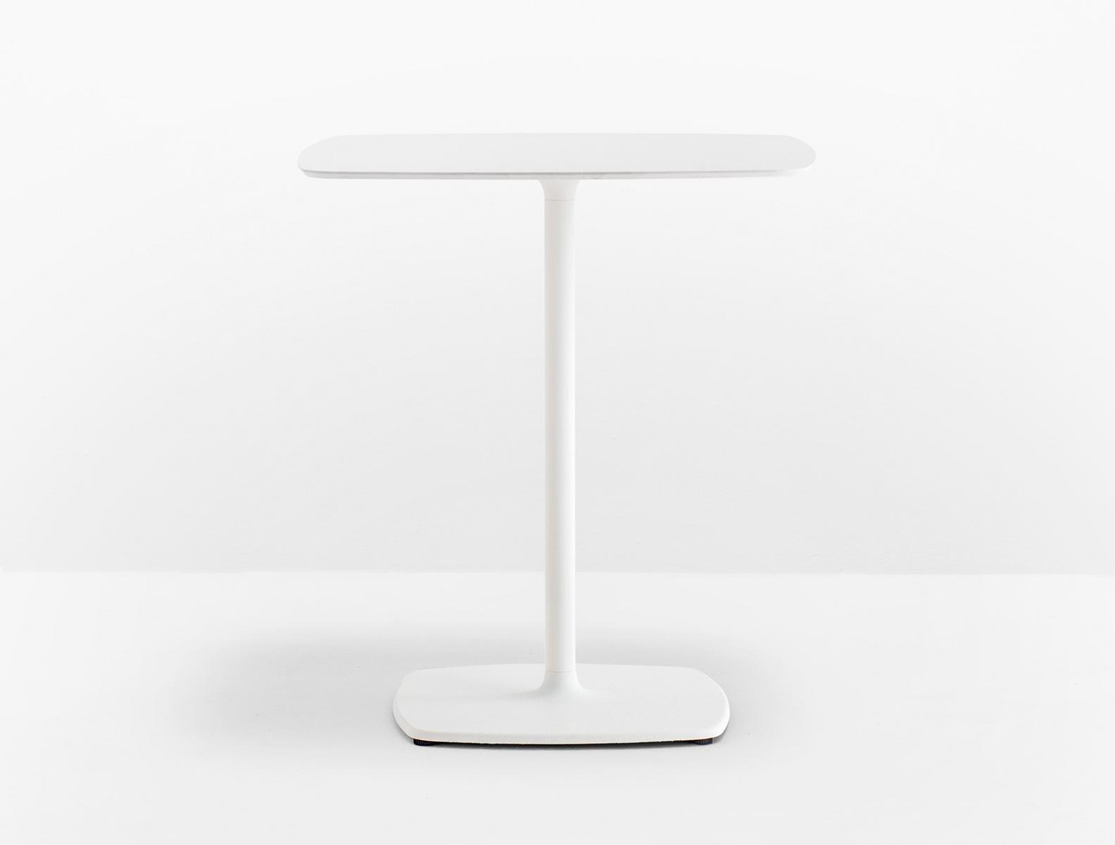 Round table | Stylus 5400 by Pedrali