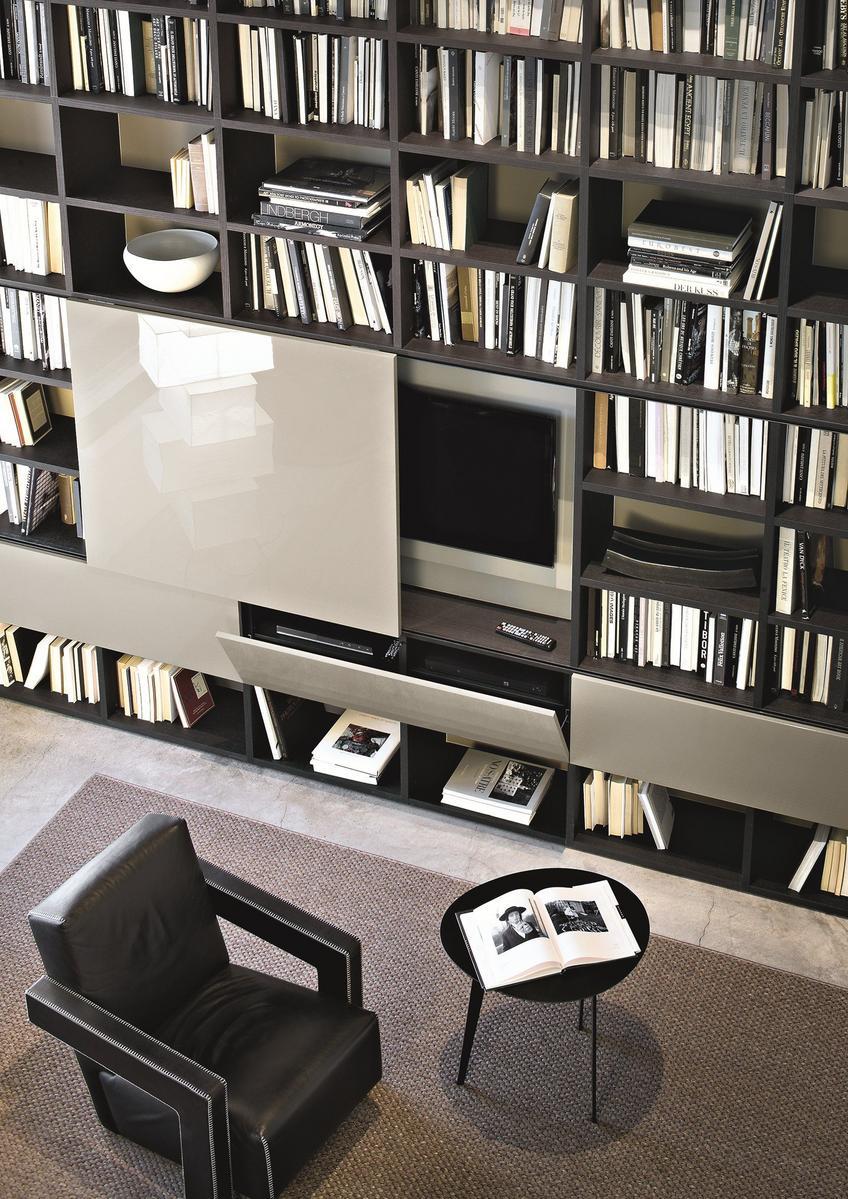 Sectional modular custom bookcase | Selecta by Lema