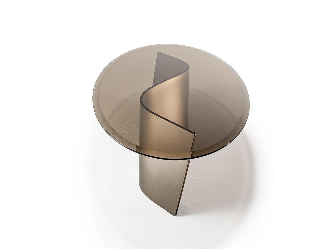 Oval glass coffee table for living room | Esse 40 by Reflex