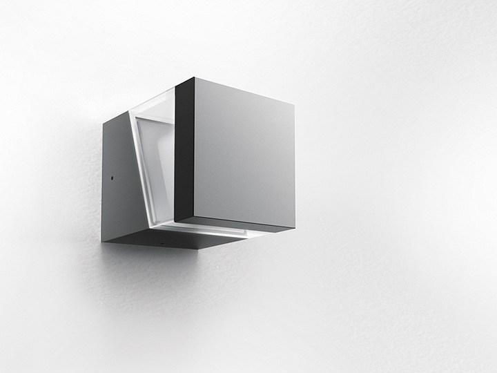 LED outdoor wall lamp | Tetragono by Artemide