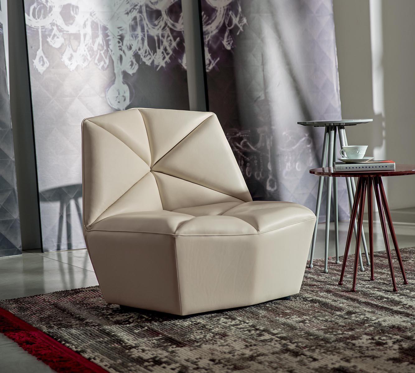 Leather armchair | Gossip by Alberta Salotti