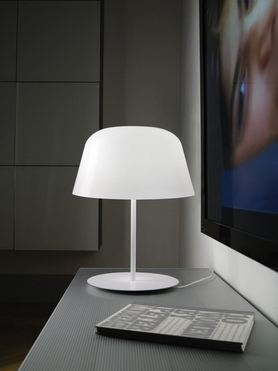 LED blown glass table lamp | Ayers T38 by Leucos