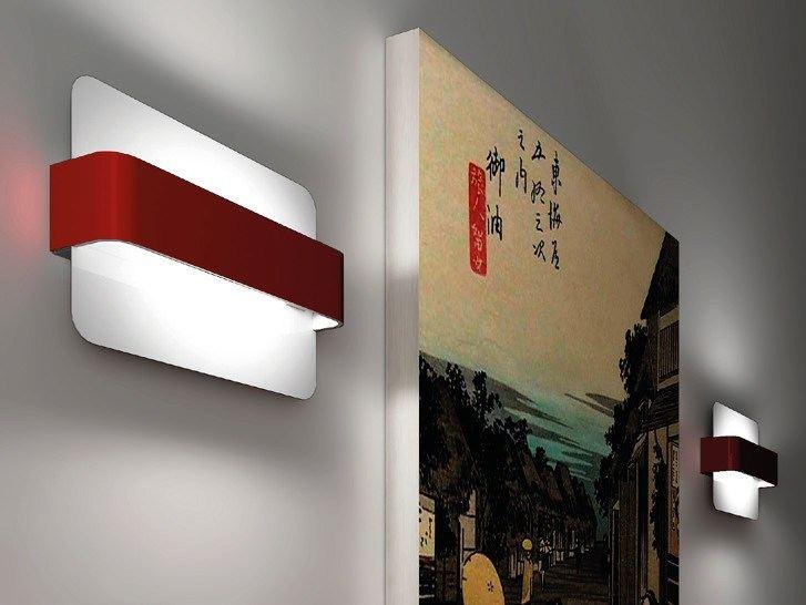 LED iron wall light | Manta by Zava