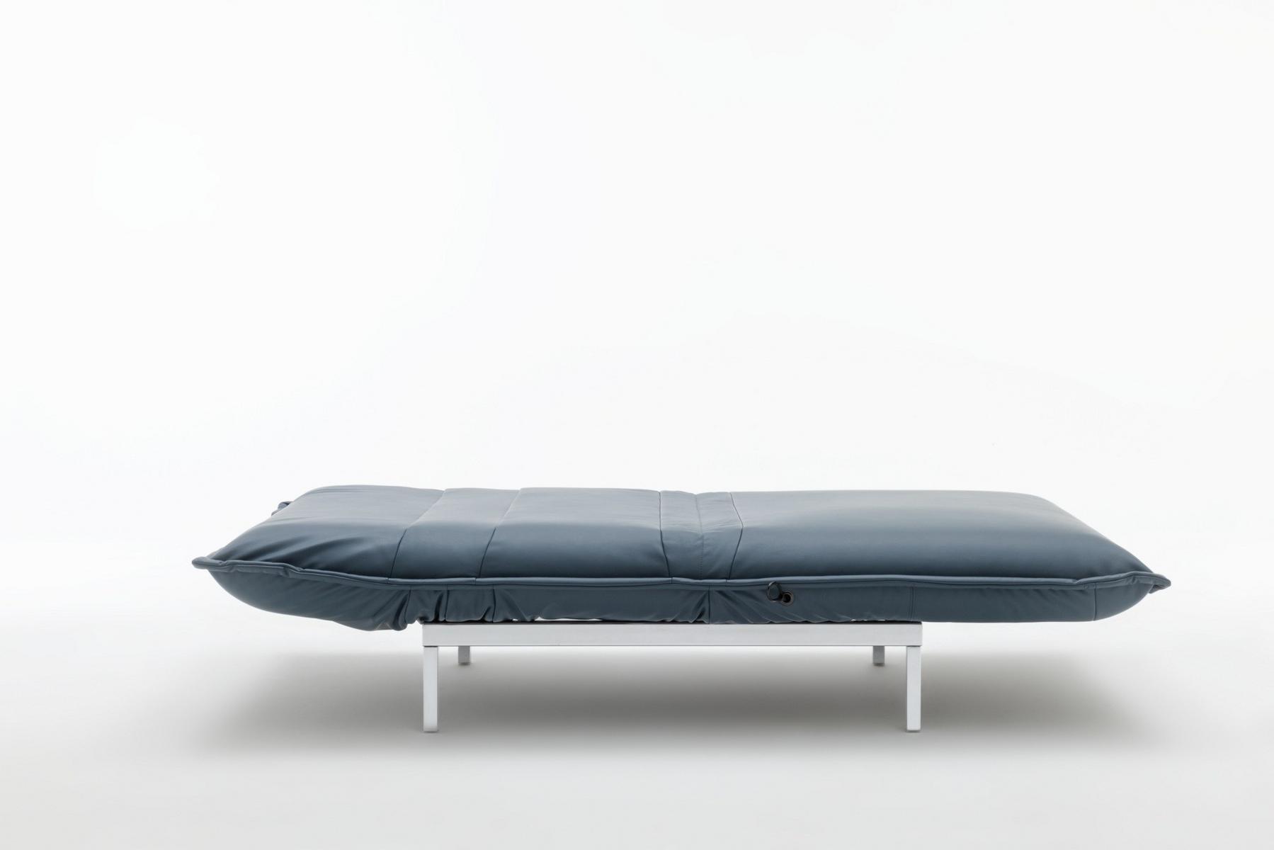Leather Chaise longue | 340 Nova by Rolf Benz