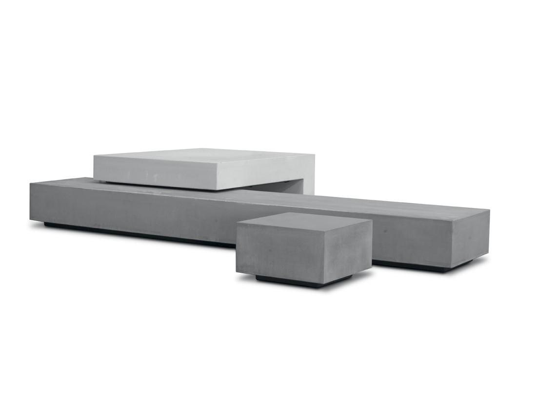 Square cement coffee table | Jenga by Baxter