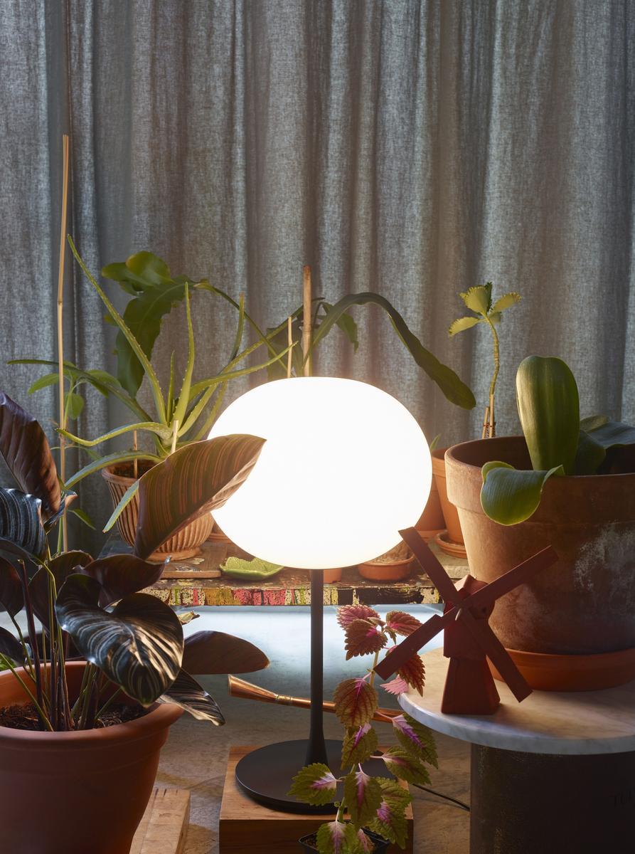 Table lamp | Glo-ball T by Flos