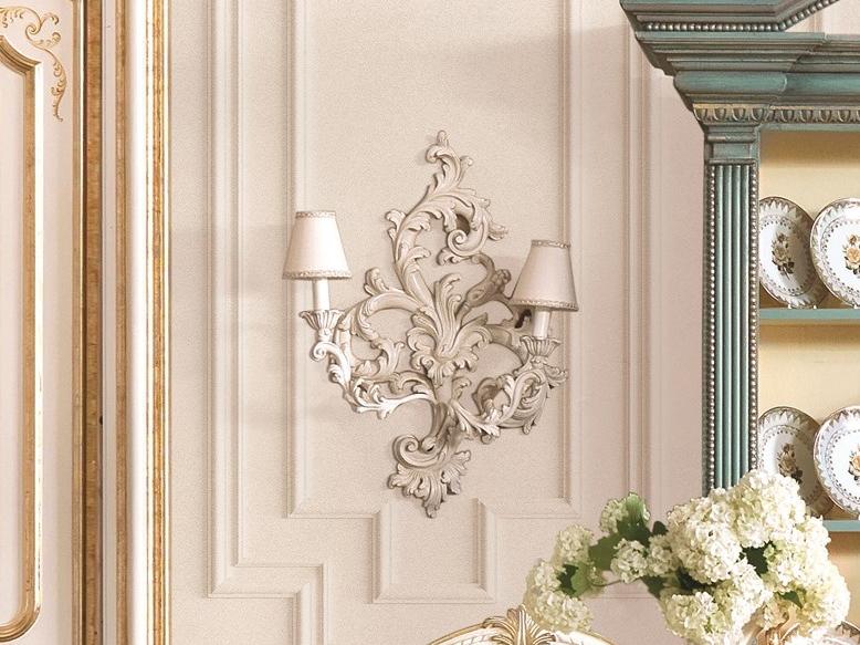 Wooden wall light | Opera by Andrea Fanfani