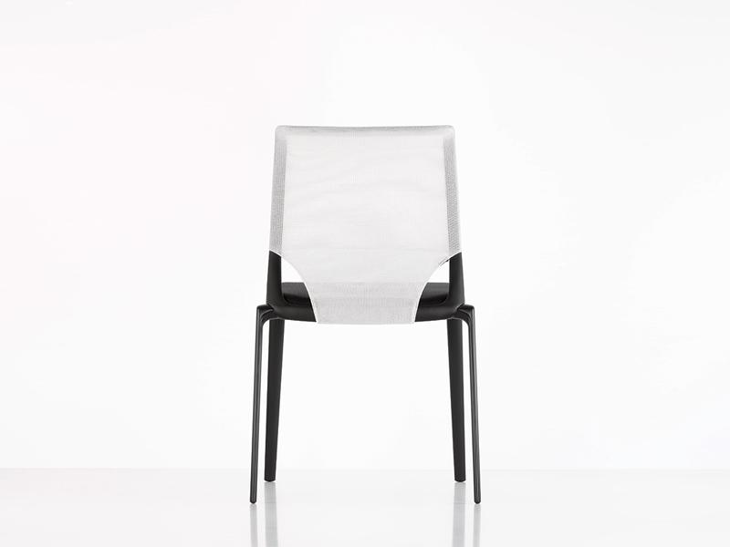 Stackable mesh chair | Medaslim by Vitra