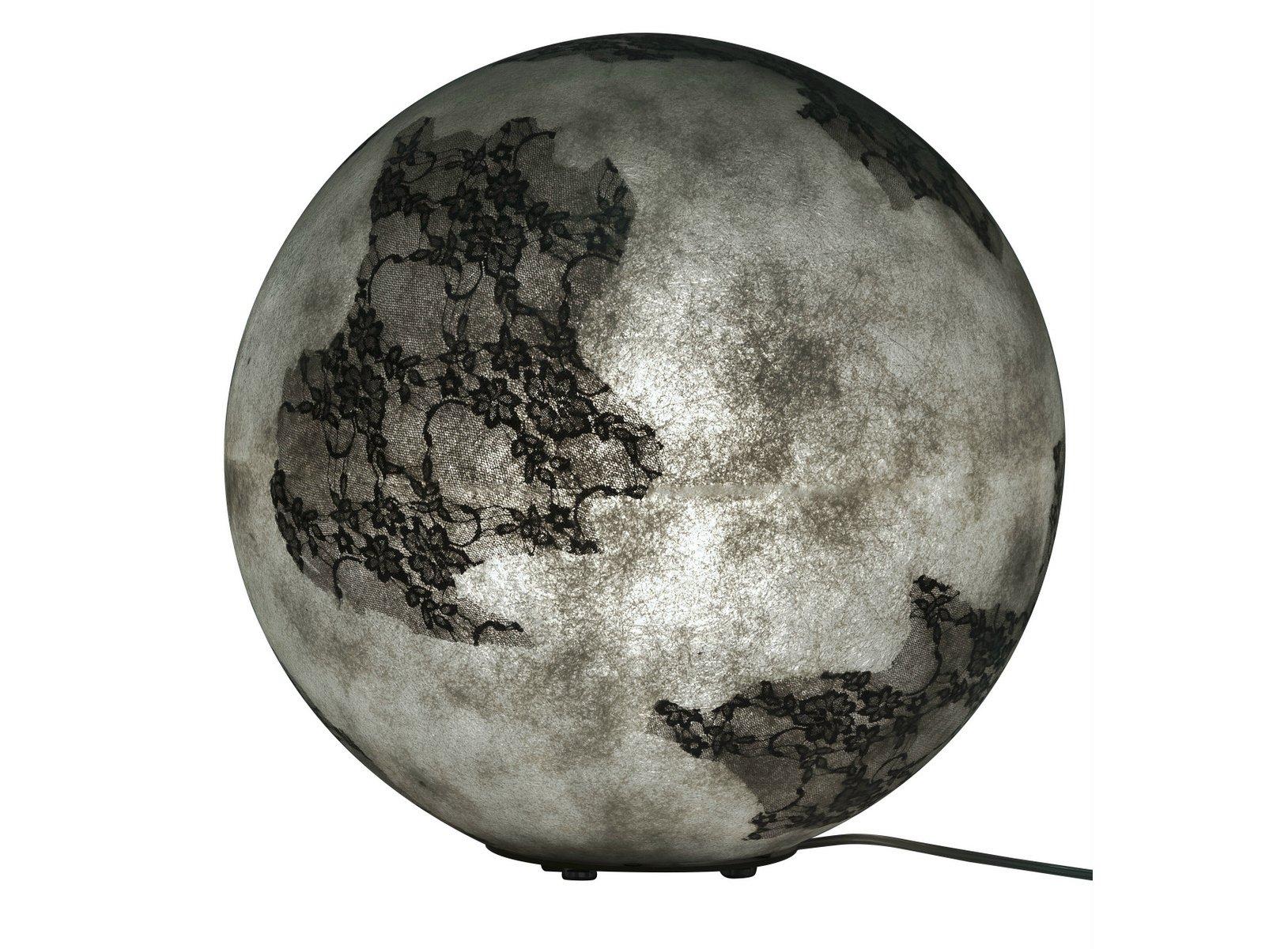 Fiberglass floor lamp | Ululì - Ululà by Karman