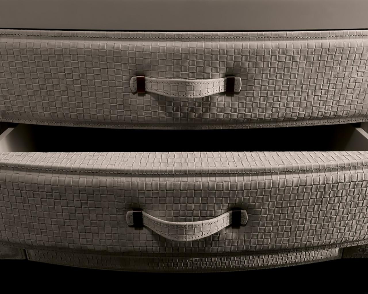 Nabuk chest of drawers in a classic style | Zion by Rugiano