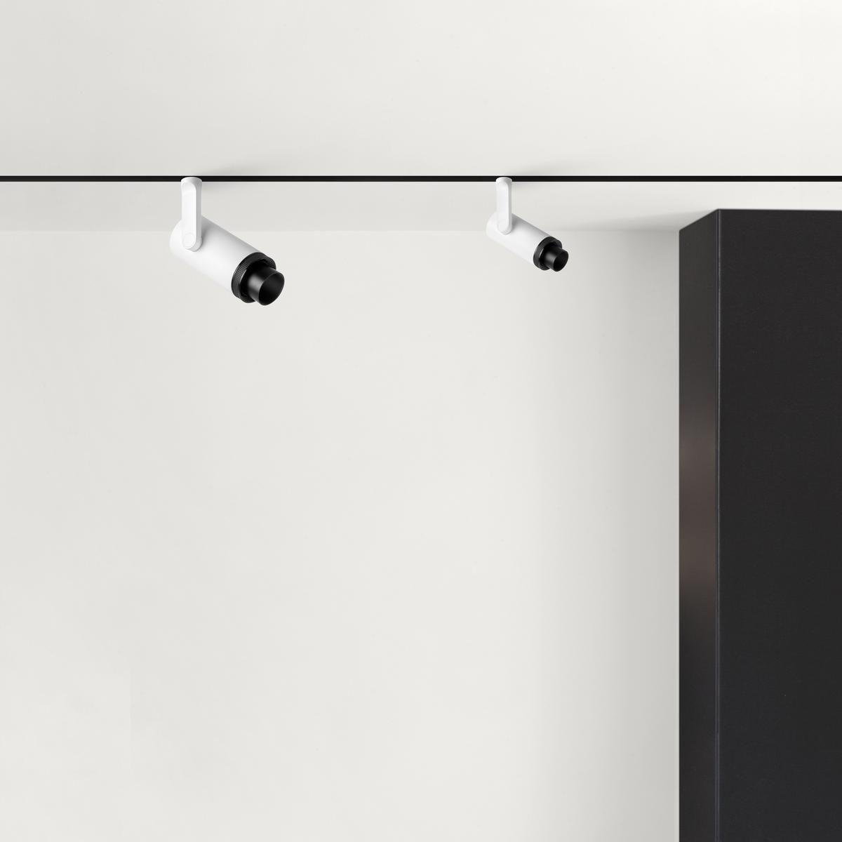 LED aluminium track-Light | Plus 48v by Arkoslight