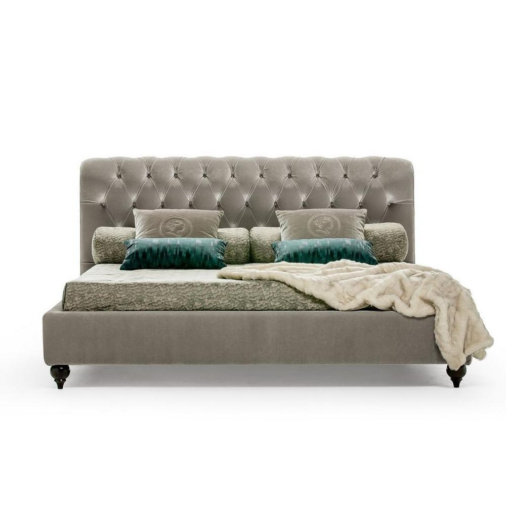 Velvet bed with high headboard | Alfred by Alberta Salotti