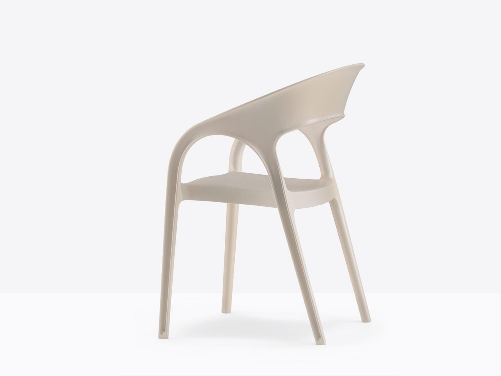 Polypropylene chair with armrests | Gossip 621 by Pedrali