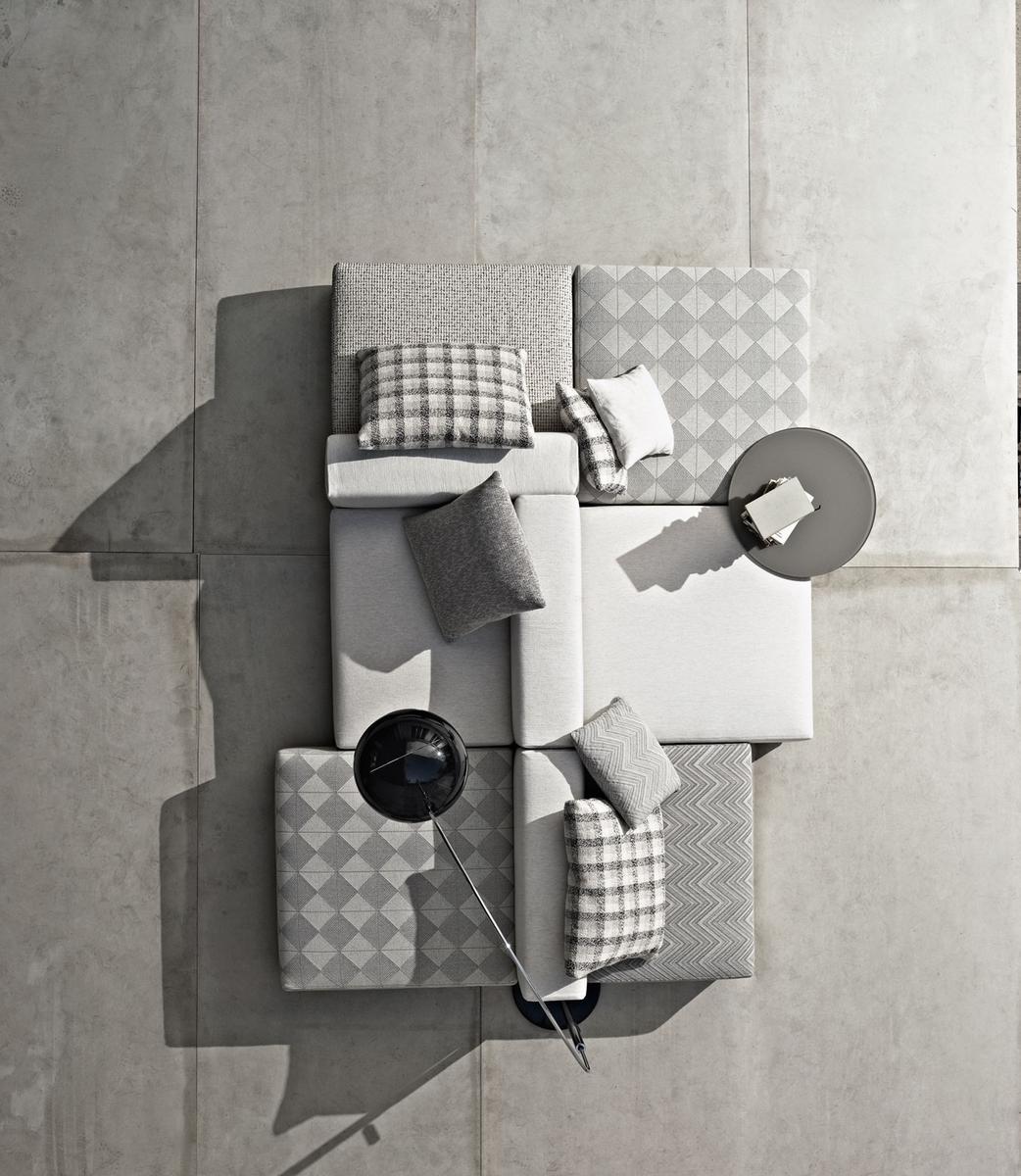 Sectional modular fabric sofa | Freestyle by Molteni