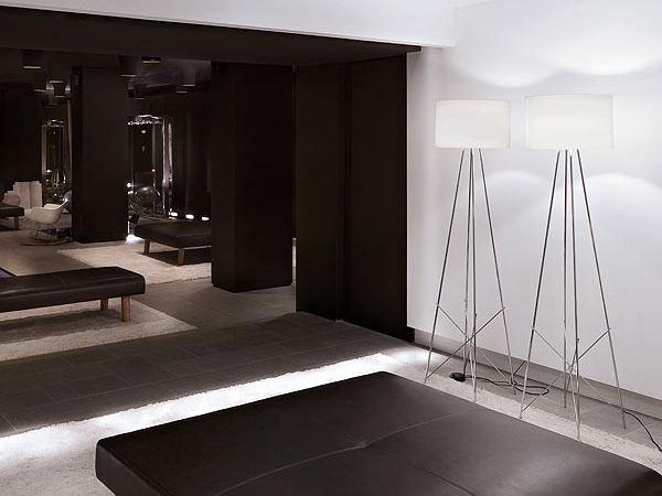 Chrome plated floor lamp | Ray F by Flos