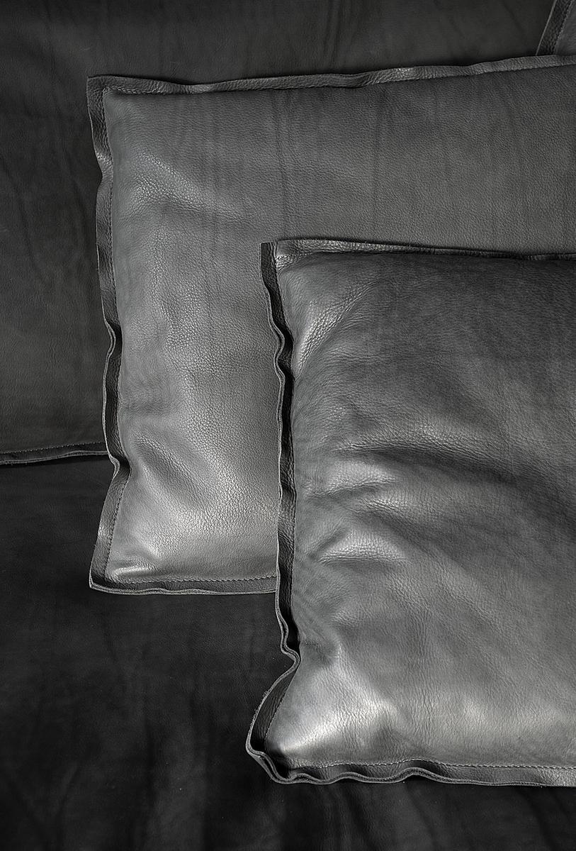 Sectional leather sofa | Budapest Soft by Baxter
