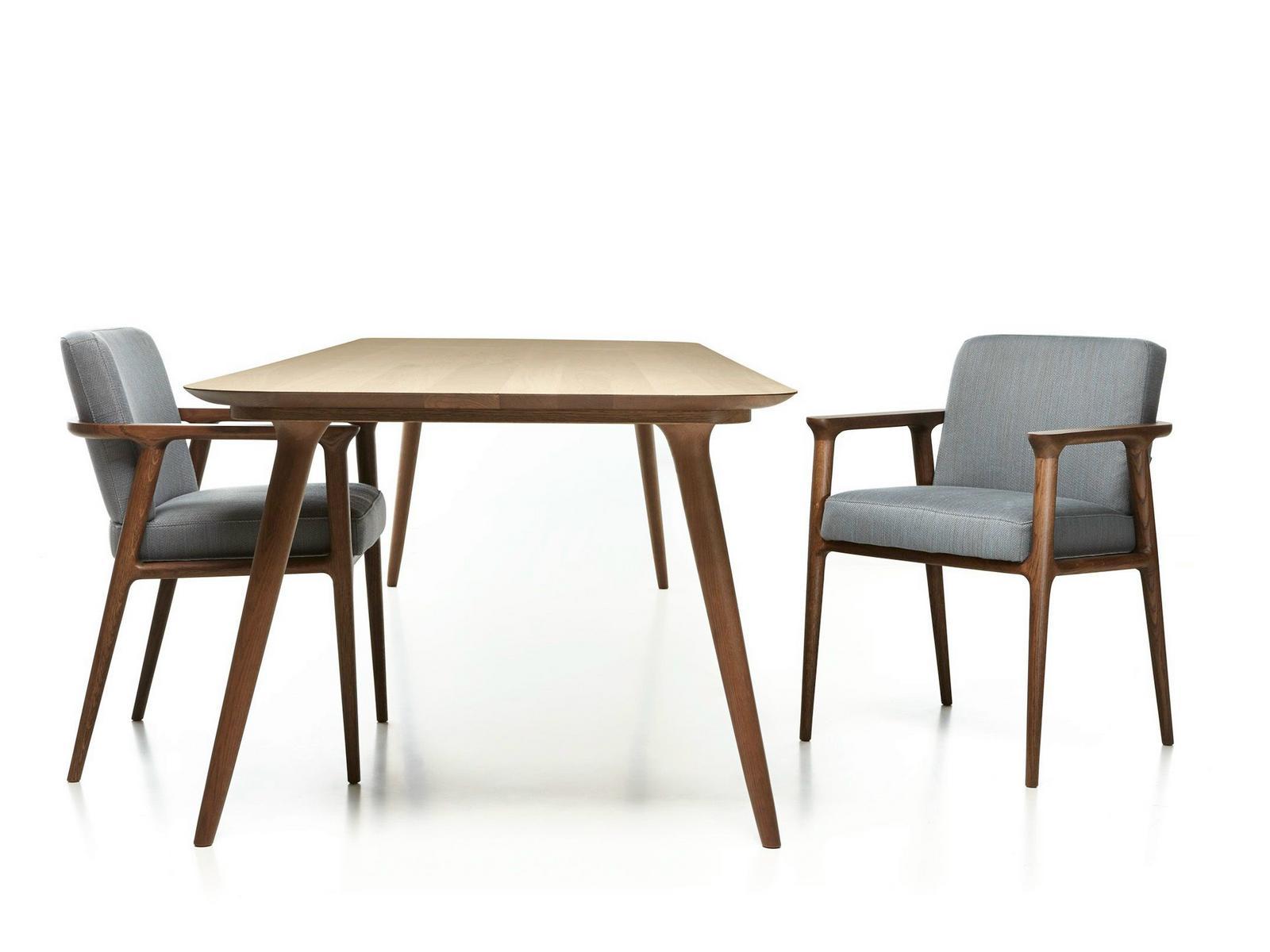 Upholstered chair with armrests | Zio Dining Chair by Moooi