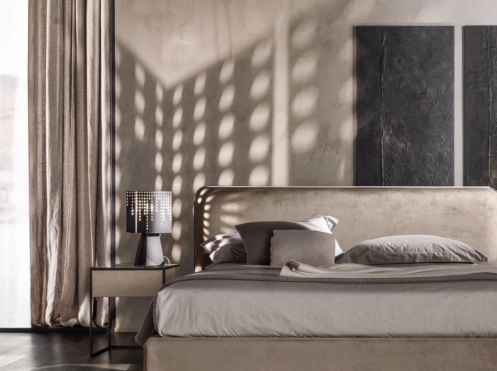 Plate table lamp | Skyline by Cantori