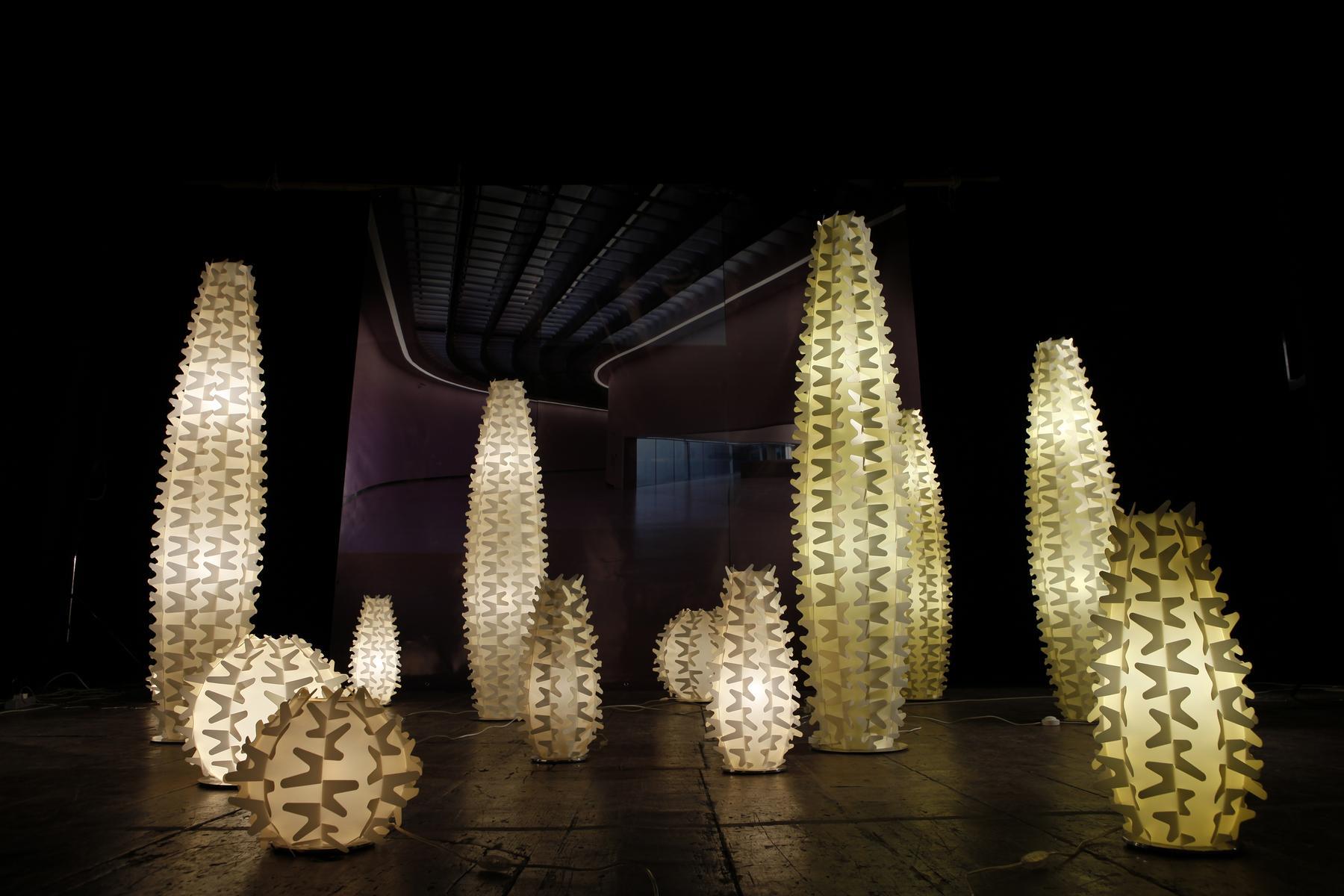 Opalflex® floor lamp | Cactus by Slamp