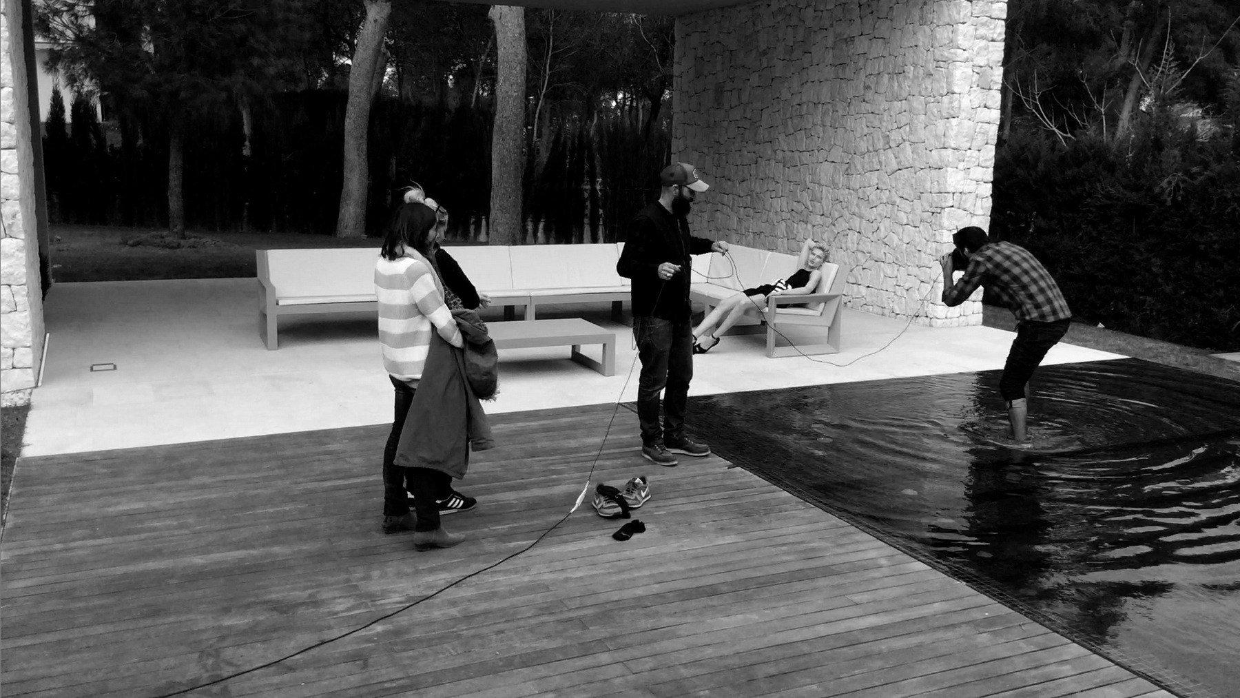 Sectional modular sofa | Frame by Vondom