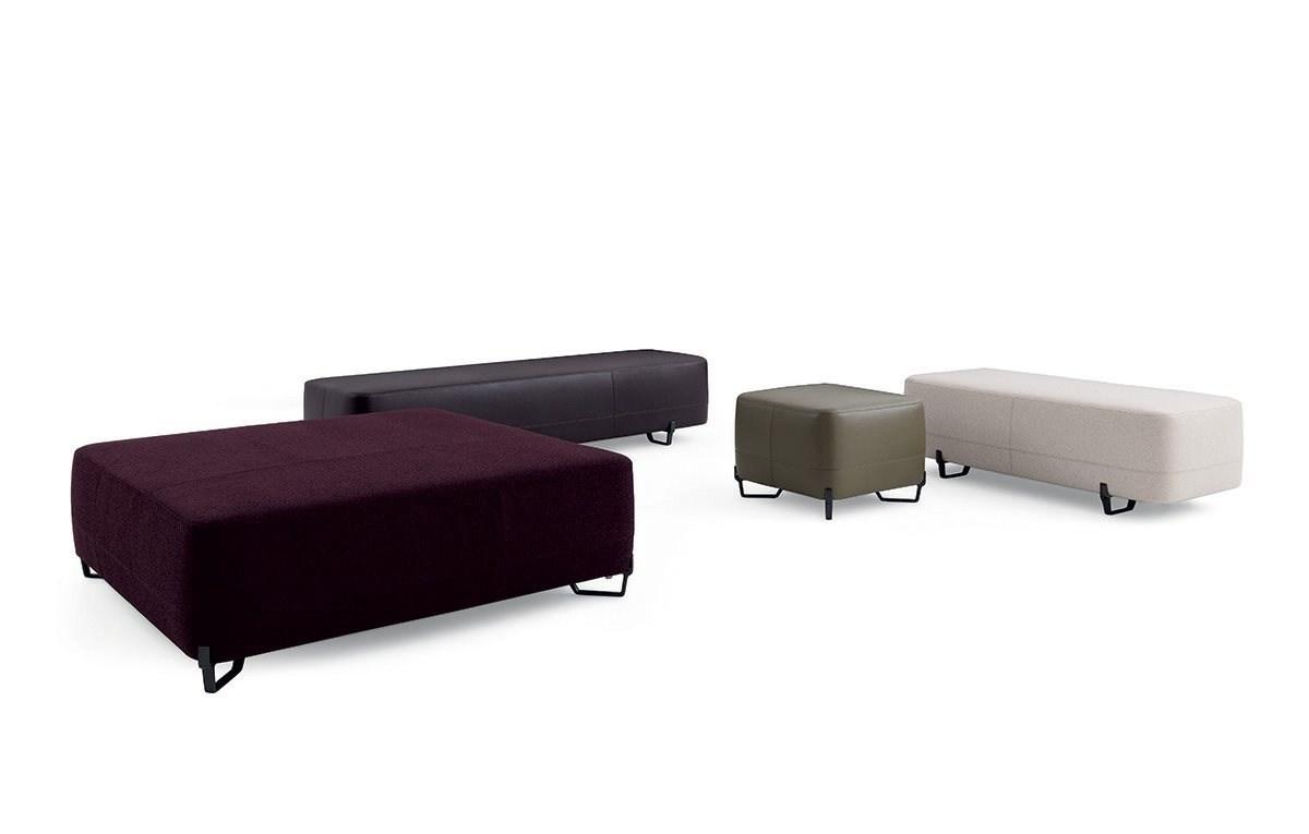 Square leather pouf | New York by Poliform