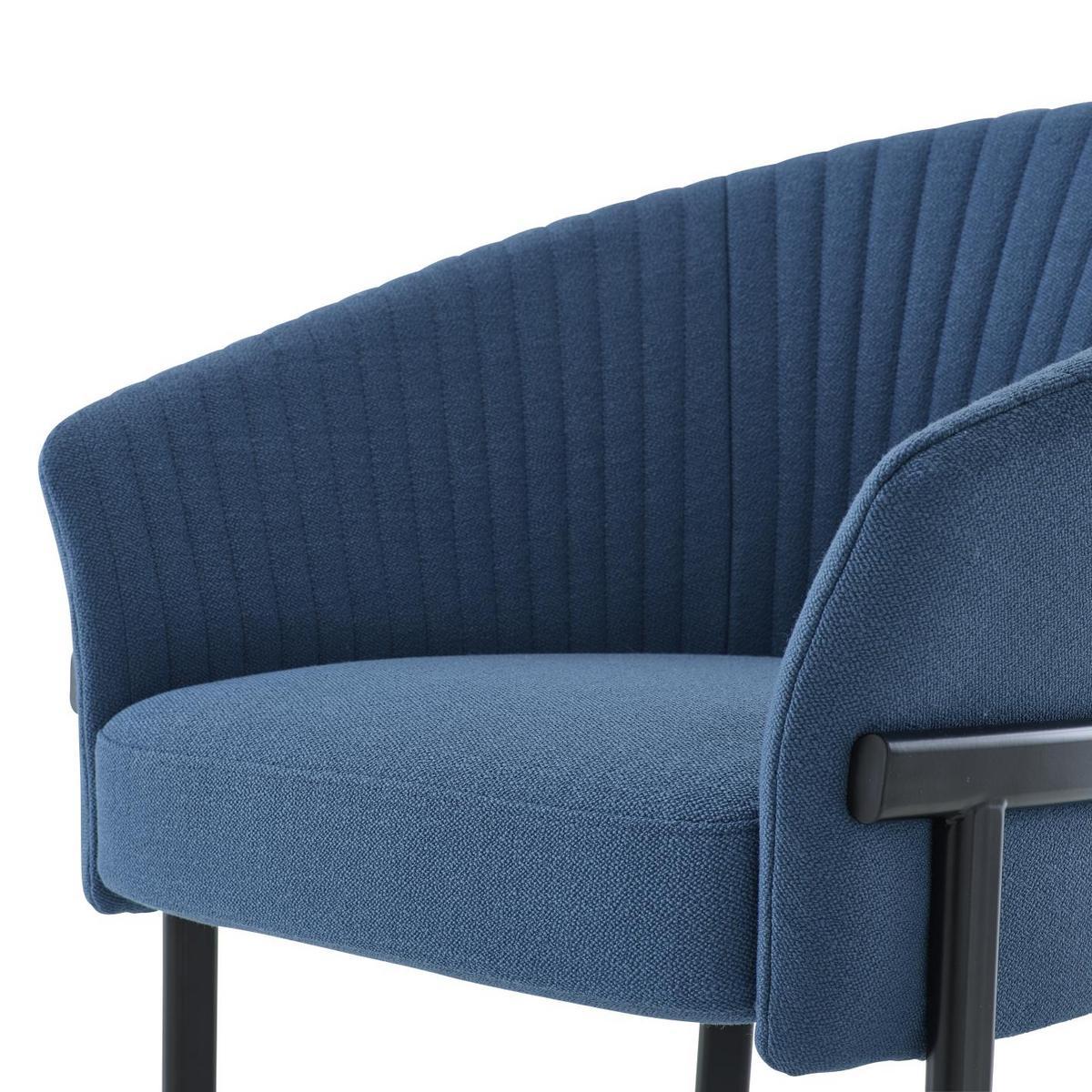 Fabric easy chair with armrests | Valmy by Ligne Roset