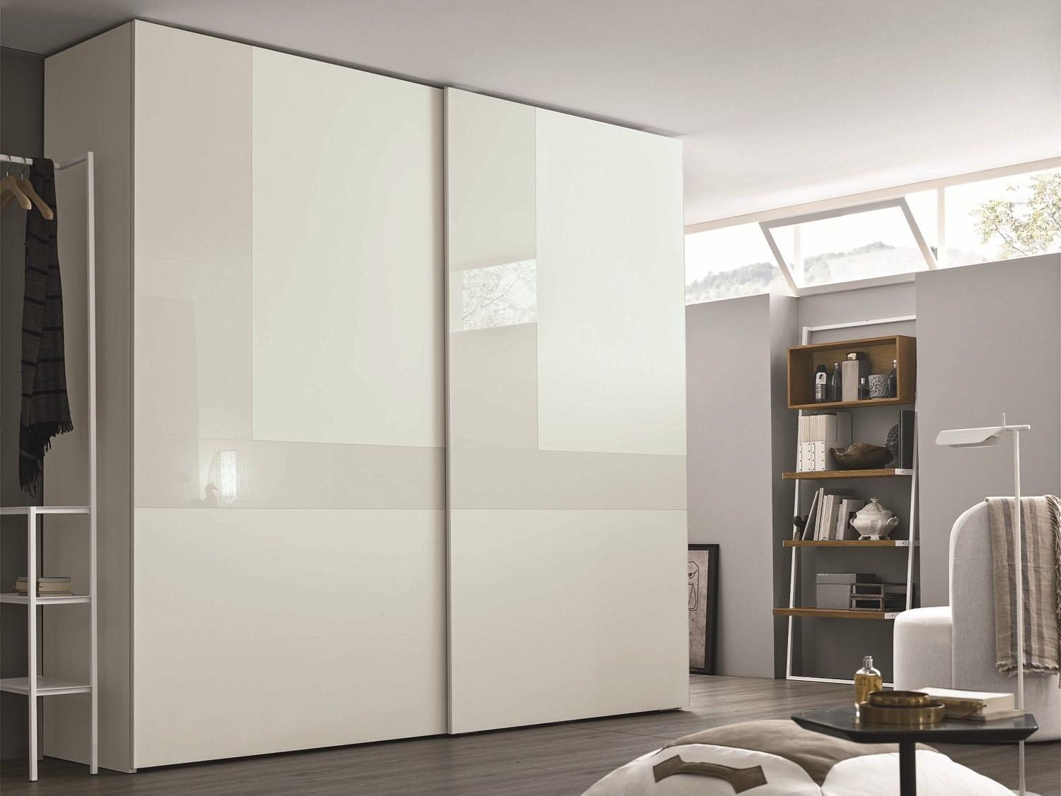 Wardrobe with sliding doors | Cristal by Tomasella