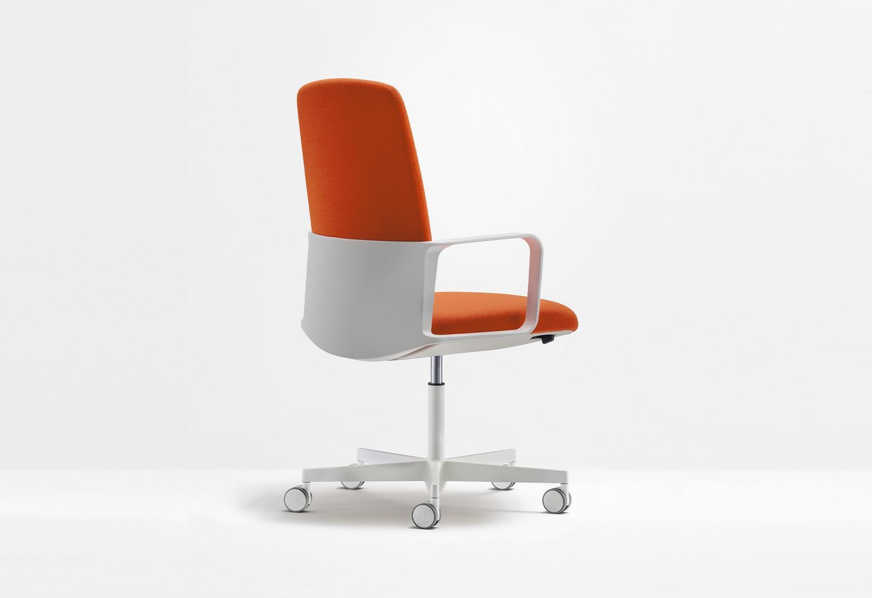 Fabric task chair with 5-Spoke base | Temps 3765 by Pedrali