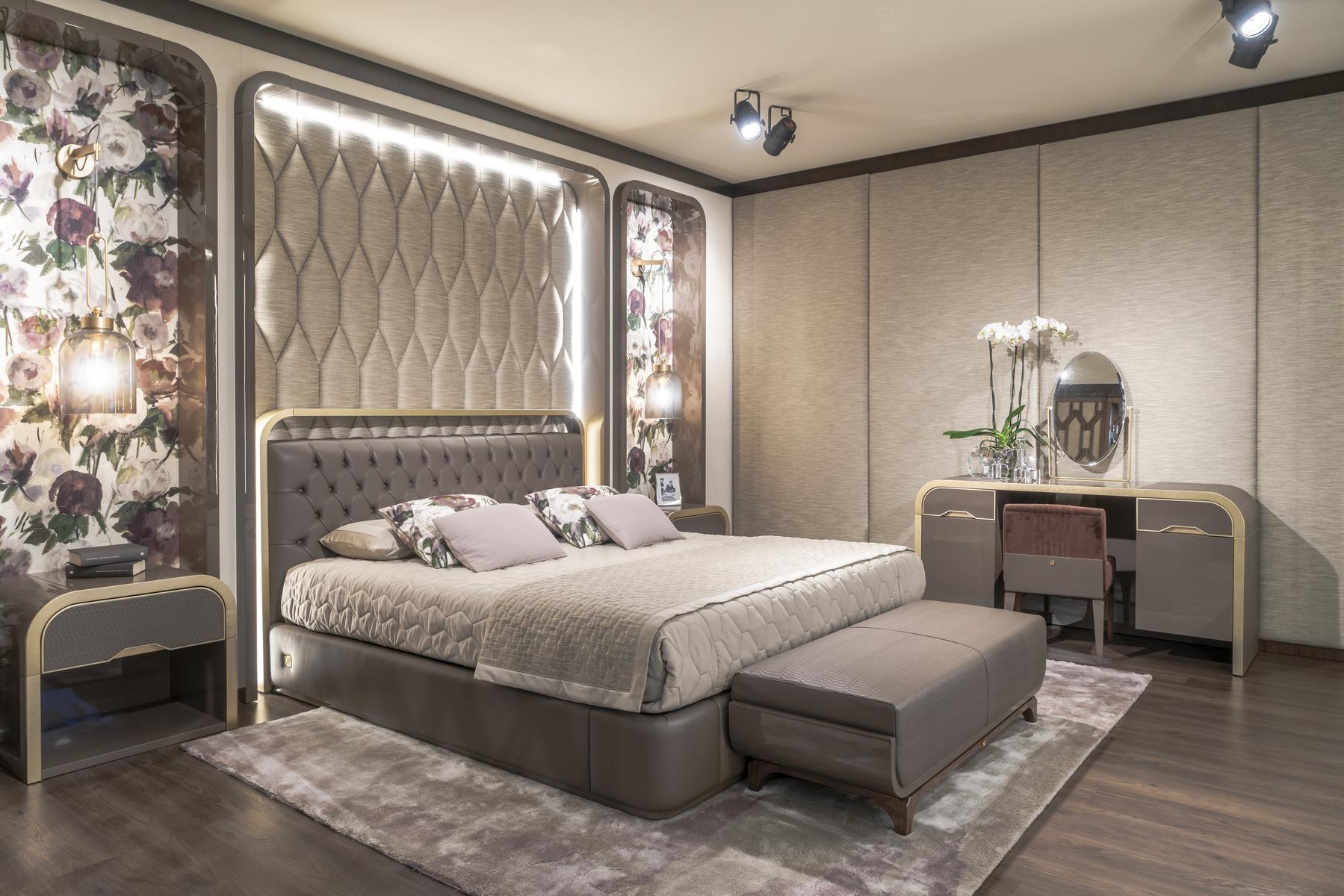 Upholstered leather bed with tufted headboard | Ocean by Bruno Zampa