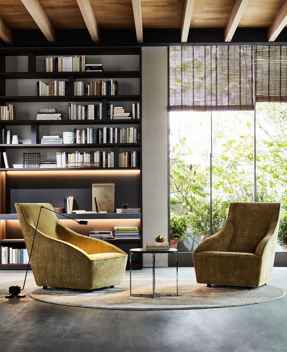 Fabric armchair with armrests | Doda by Molteni