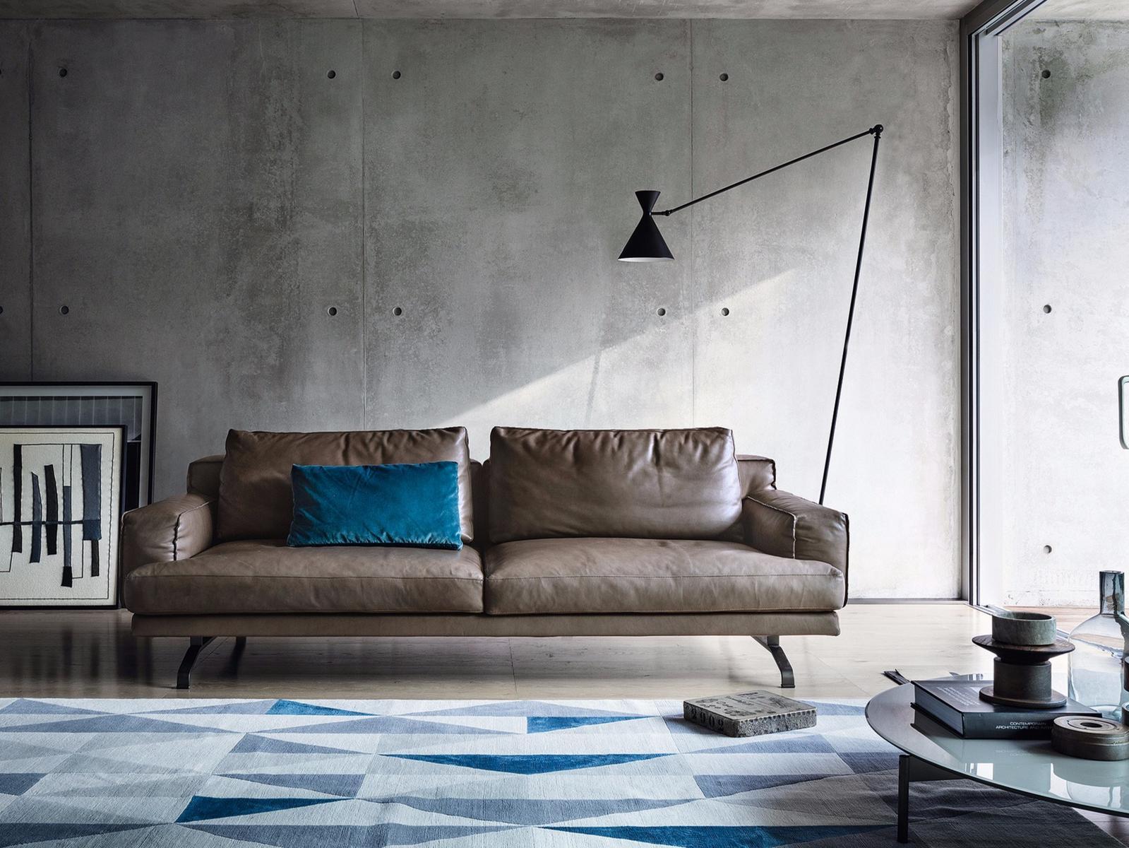 Leather sofa | Mustique by Lema