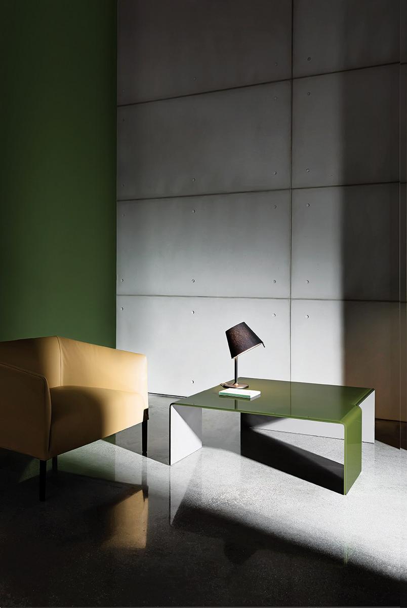 Low glass coffee table | Spider by Sovet