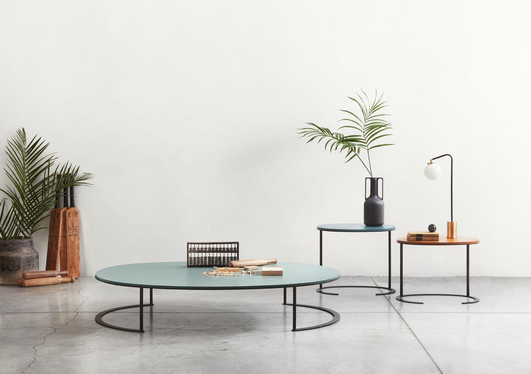 Coffee table for living room | Ortis by Lema