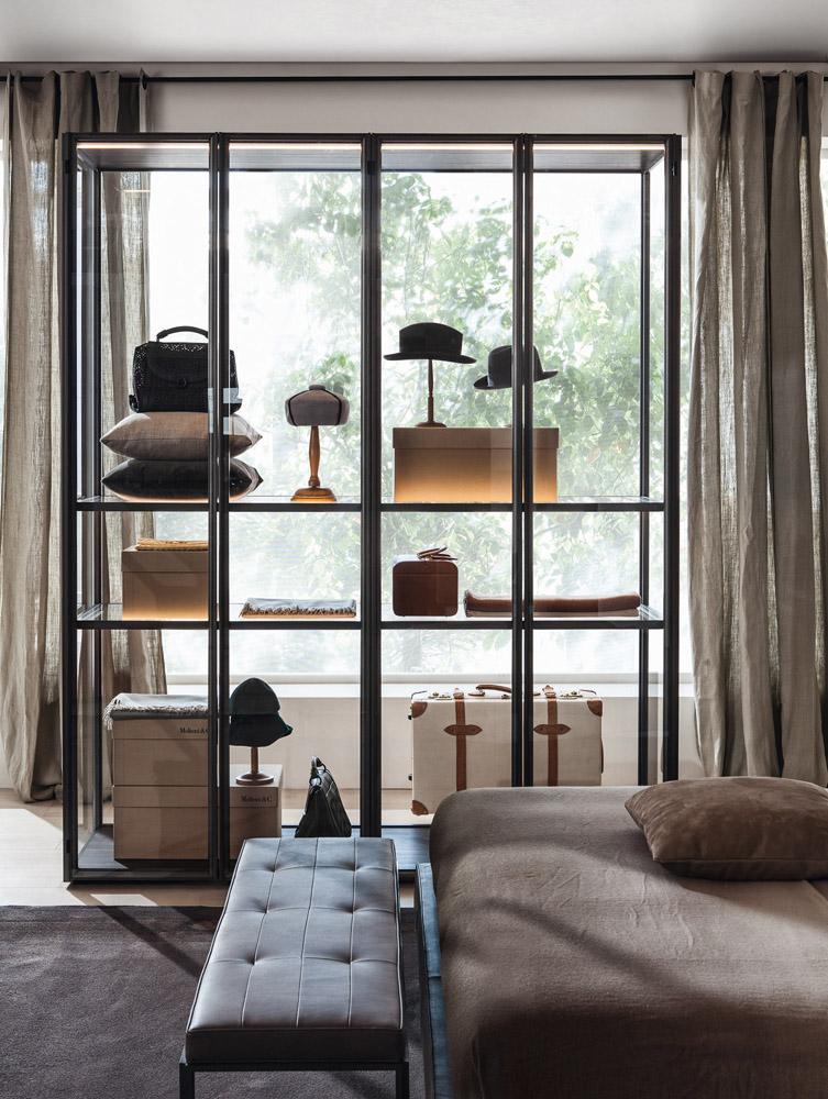 ANTON Tufted upholstered leather bench