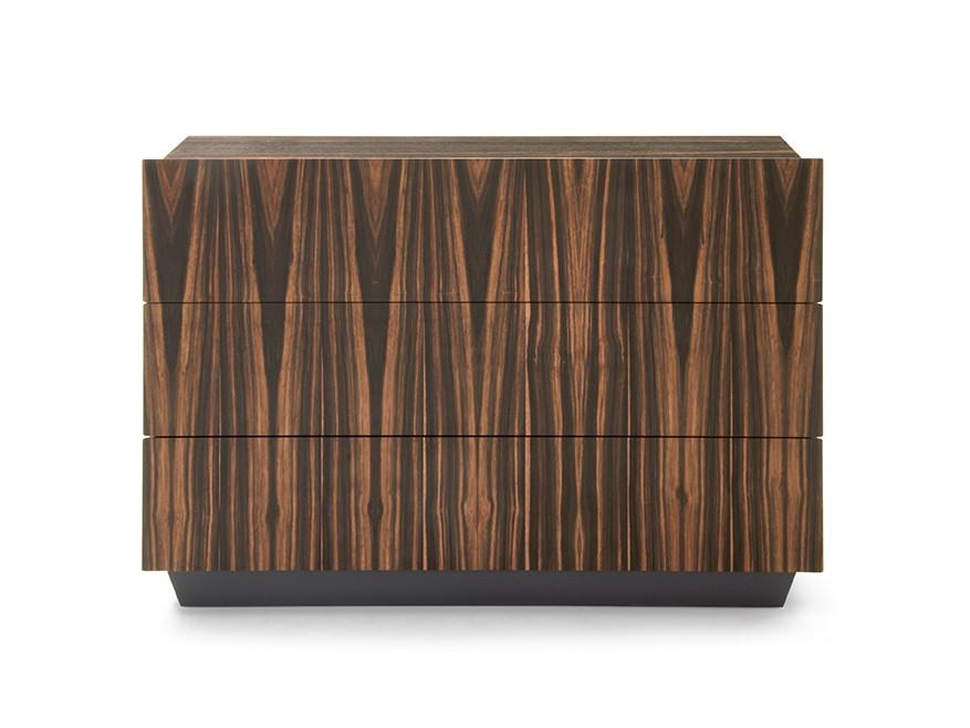 Wooden chest of drawers with integrated handles | Tosca by Pianca