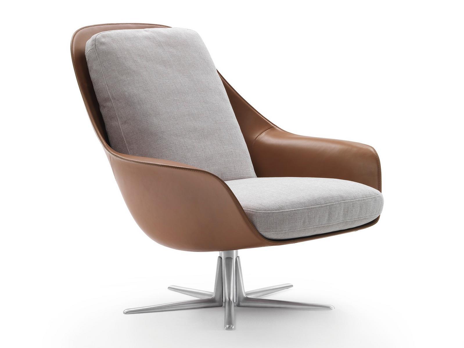 Swivel leather armchair with 5-spoke base with armrests | Sveva by Flexform