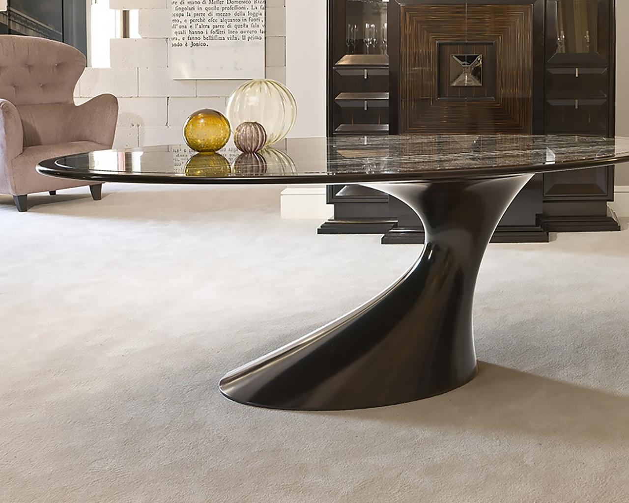 Oval wood table | C 1412 by Annibale Colombo