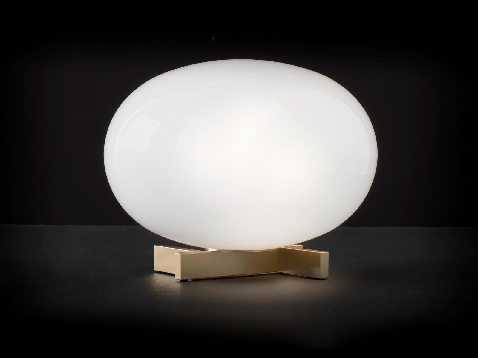Brass and glass table lamp | Alba - 265 by Oluce