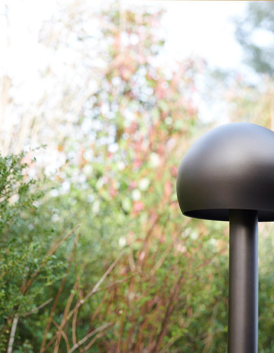 LED metal bollard light | Otto by Oluce