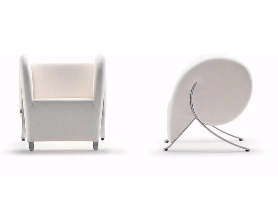 Upholstered fabric easy chair with armrests | Virgola by Arflex