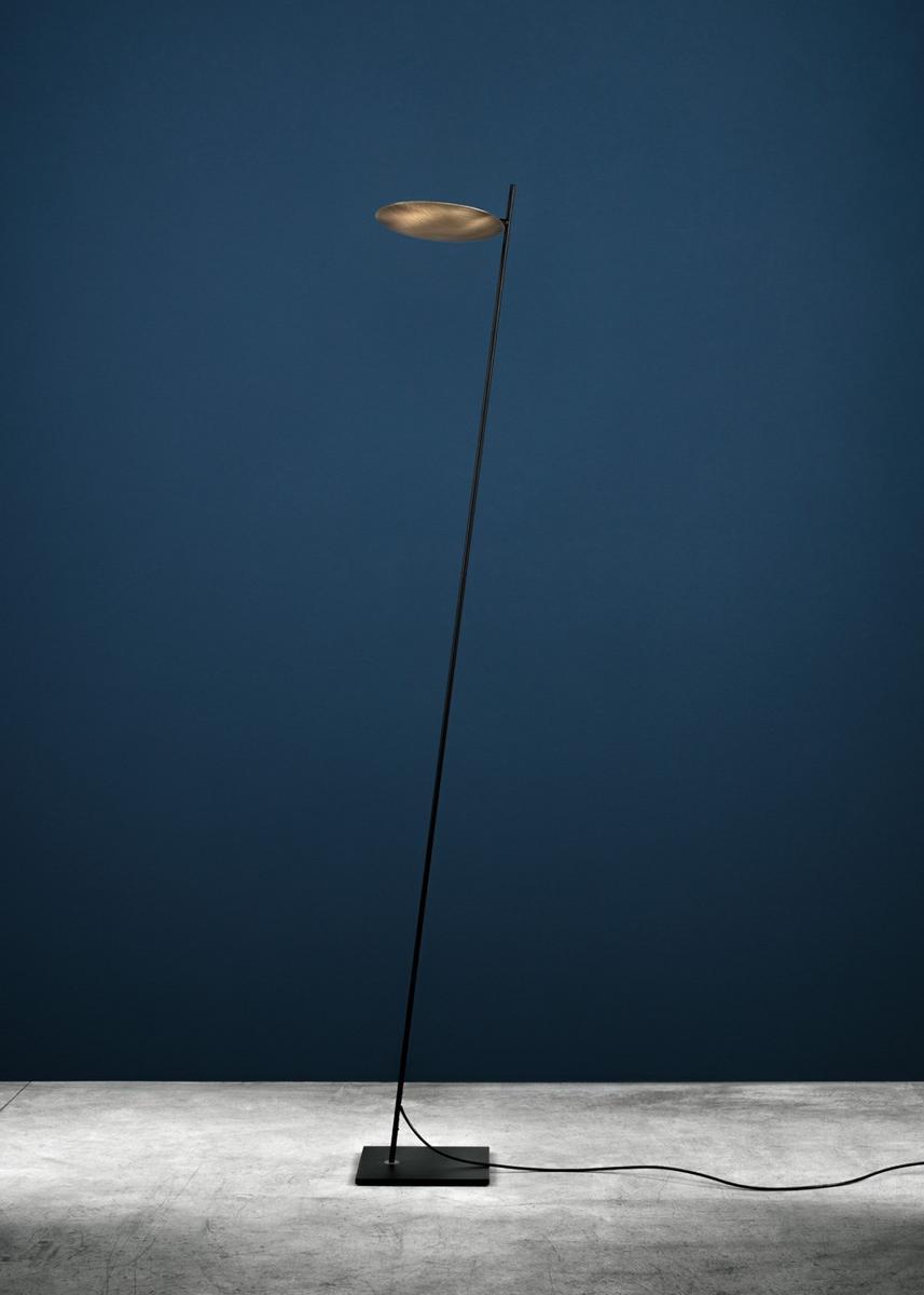 LED floor lamp | Lederam F0 by Catellani & Smith