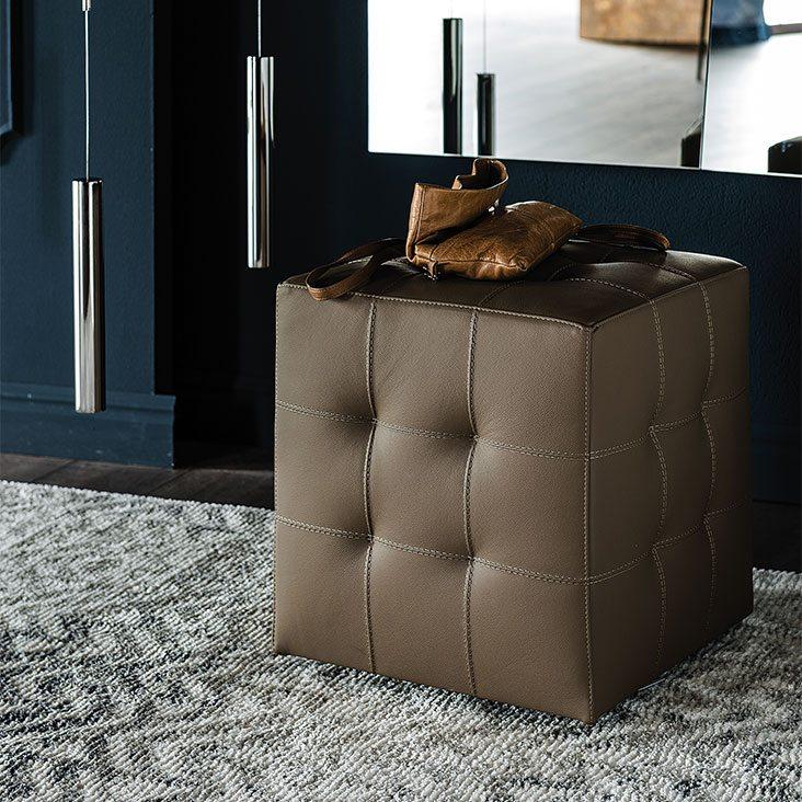 Square eco-leather pouf | Bob by Cattelan Italia