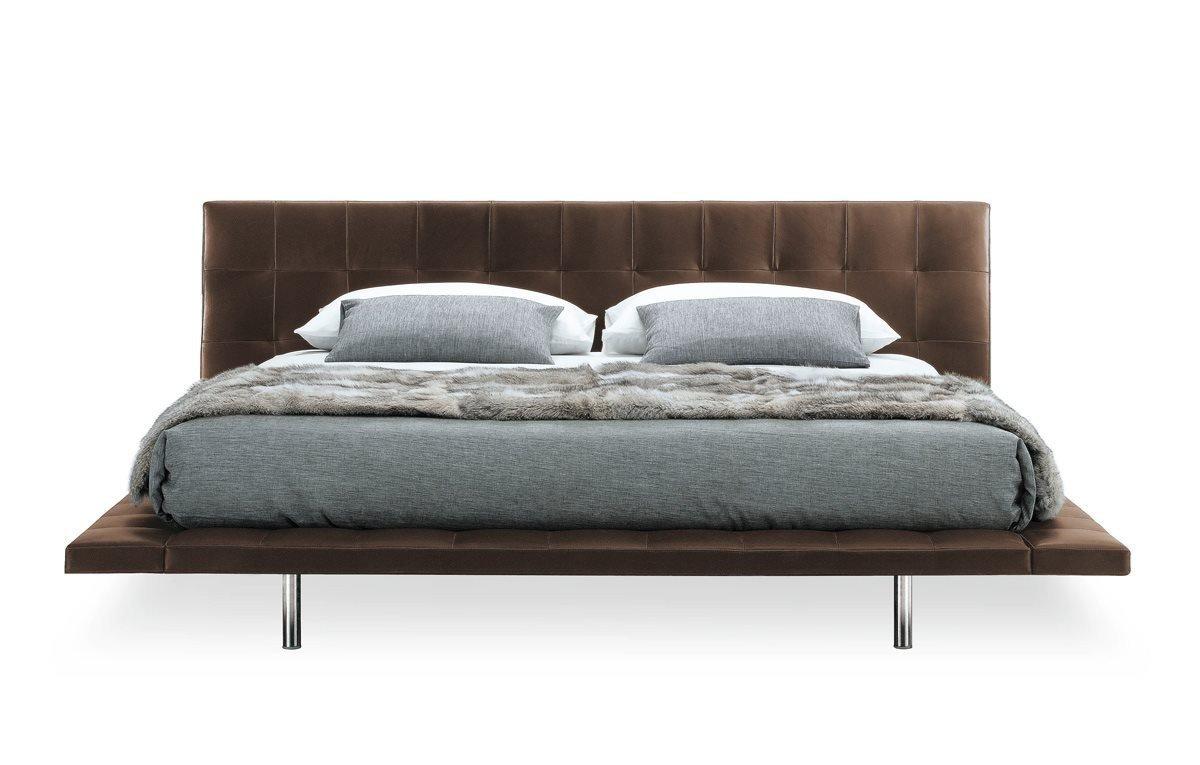 Leather double bed with tufted headboard | Onda by Poliform