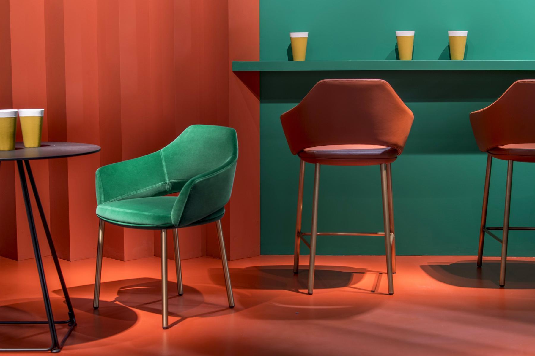 High leather stool with armrests with back | Vic 648 by Pedrali