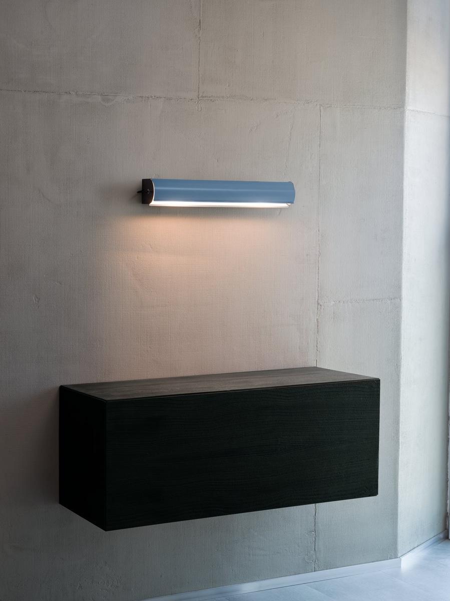 Painted metal wall light | Applique Cylindrique Longue by Nemo