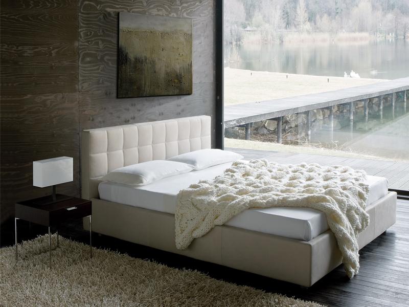 Upholstered double bed | Box by Zanotta