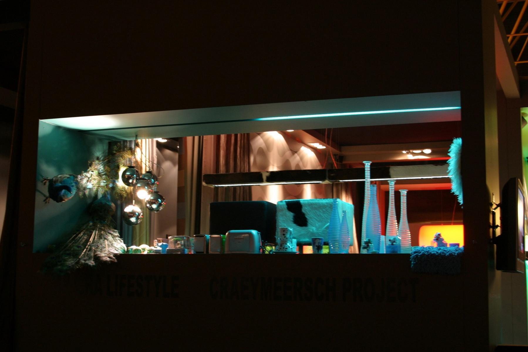 Direct-indirect light cowhide pendant lamp | D-cow by Dark